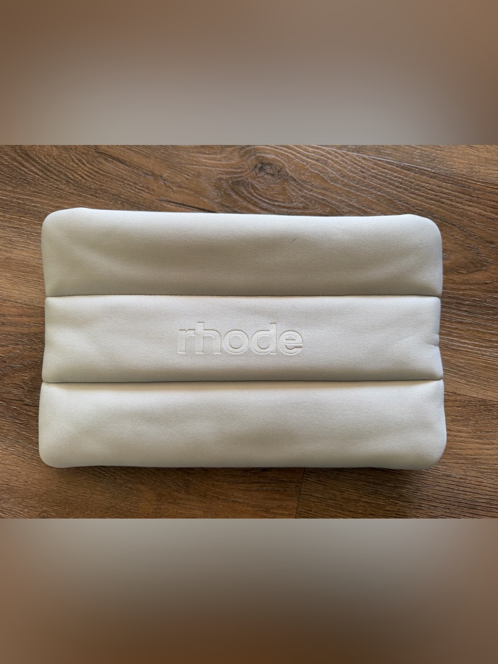 Rhode skin Bubble Zipper Pouch